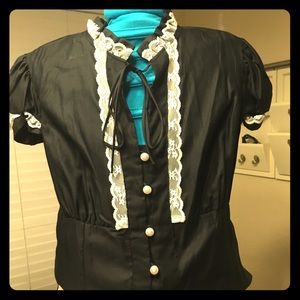 Woman’s short sleeve blouse-